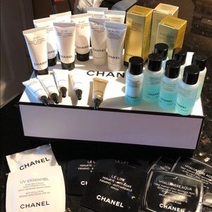 CHANEL Goodie Box